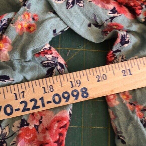 Rewind Off The Shoulder Blue Floral Peasant top button tie front Size Medium - Picture 5 of 6